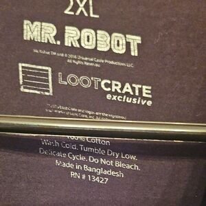 Mr. Robot Loot Crate Exclusive T-Shirt 2XL